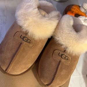 Womens coquette slippers chestnut size 11